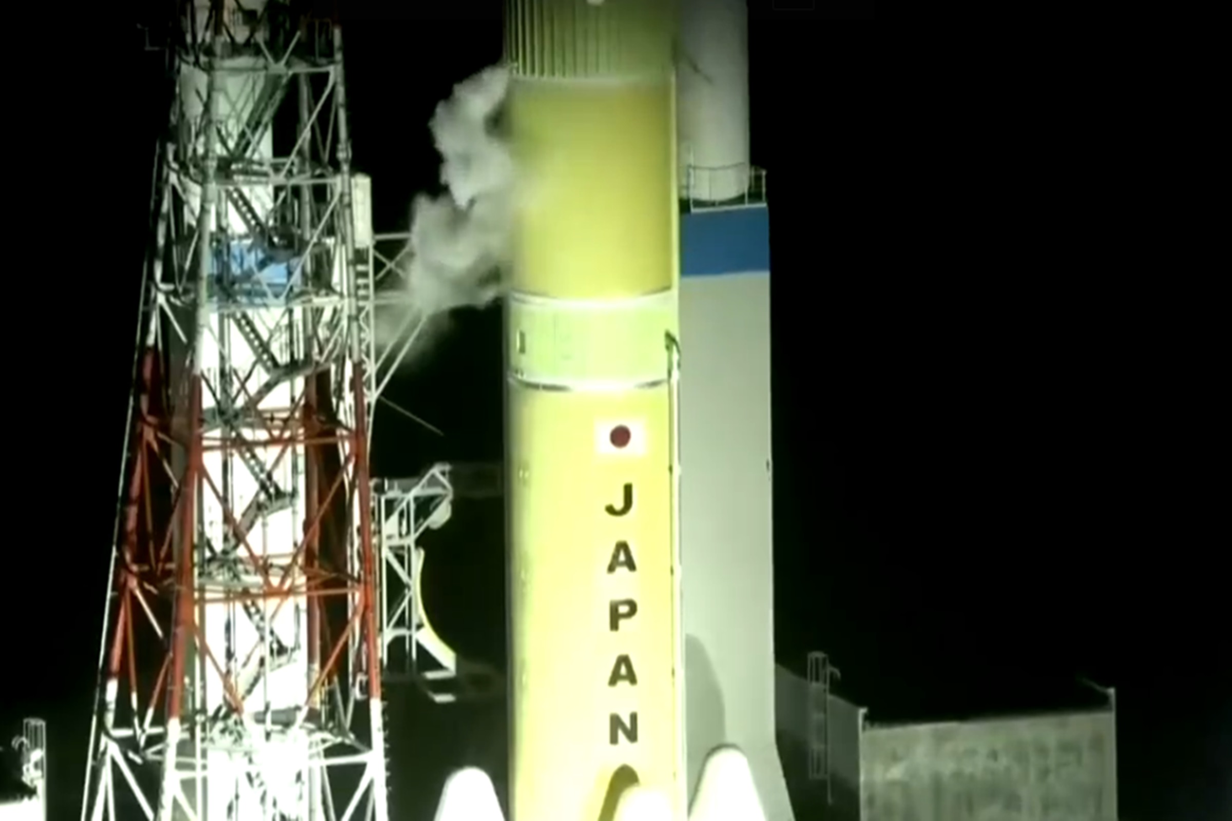 Japão lança foguete rumo a uma lua de Marte em missão inédita para coletar amostras