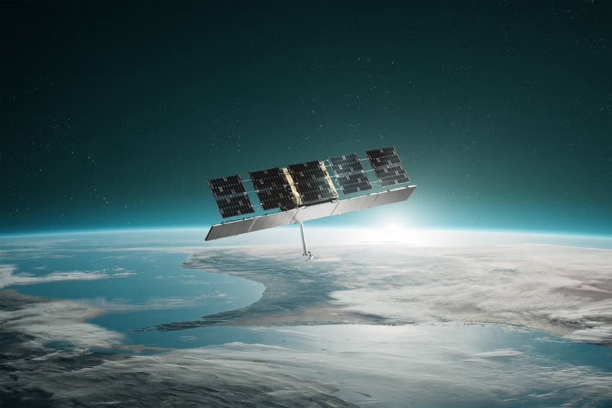 Satélite russo Kosmos 2612 se aproxima de satélite dos EUA que fornece imagens à Ucrânia