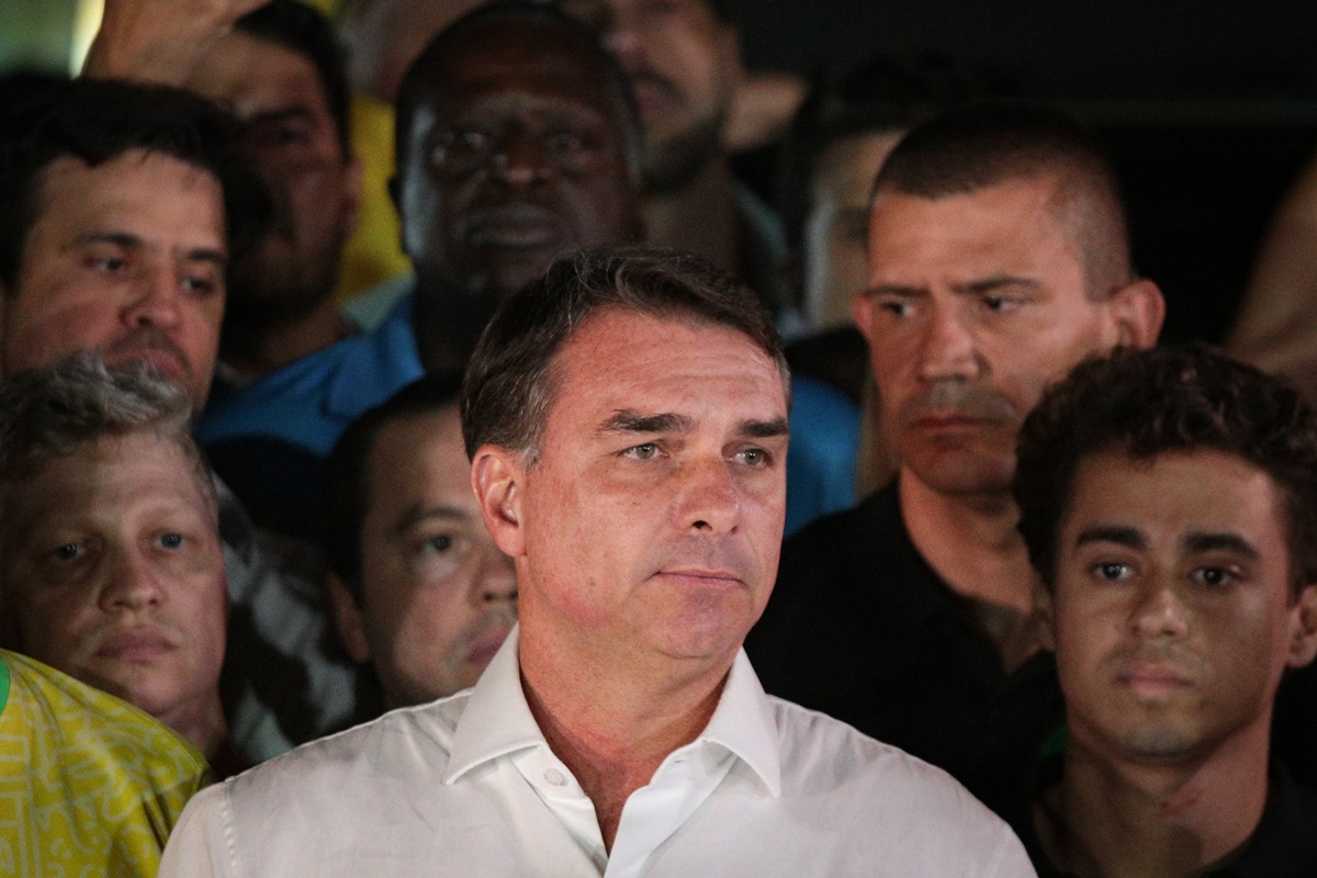 Advogado ligado a Trump e Argentina divergem sobre ida de Flávio Bolsonaro aos EUA