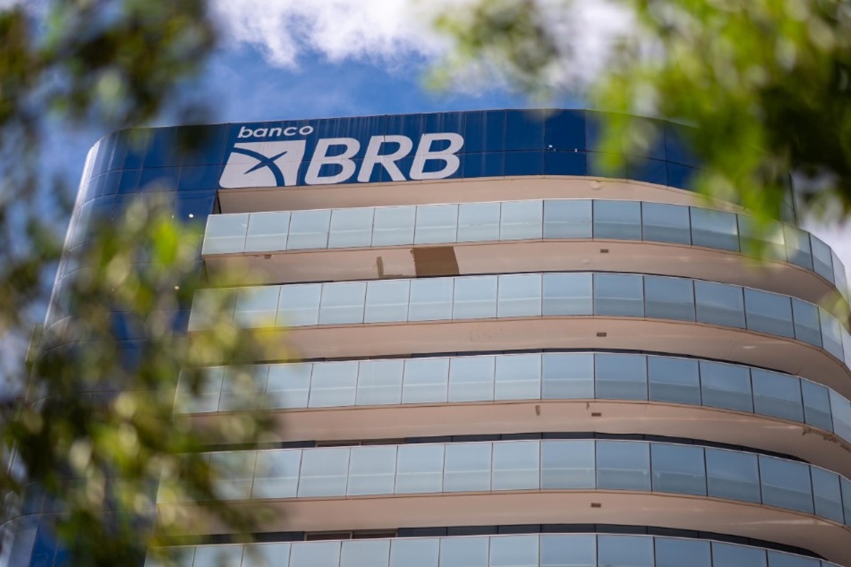 PF aponta ação coordenada de dirigentes do BRB e do Master em operações de R$ 17,5 bi