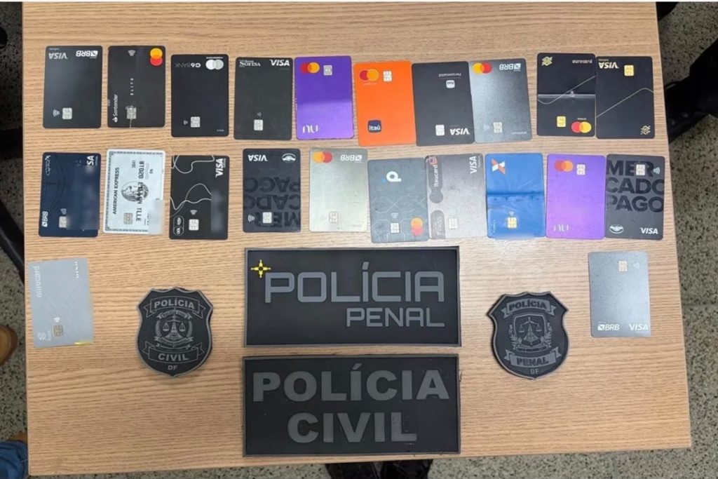 Terceirizado é suspeito de furtar cartões de policiais penais na Papuda e fazer compras