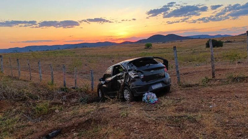 Passageira de 52 anos morre em capotamento na BR-405, em José da Penha